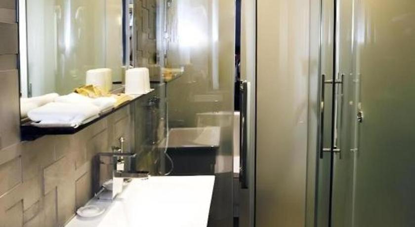 M1 North Point Hotel Hong Kong Bagian luar foto